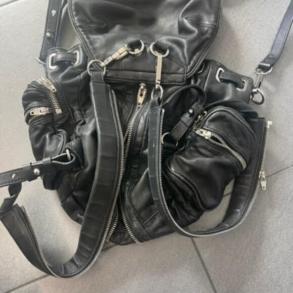 Alexander Wang Marti Washed Lambskin backpack - Picture 3 of 4